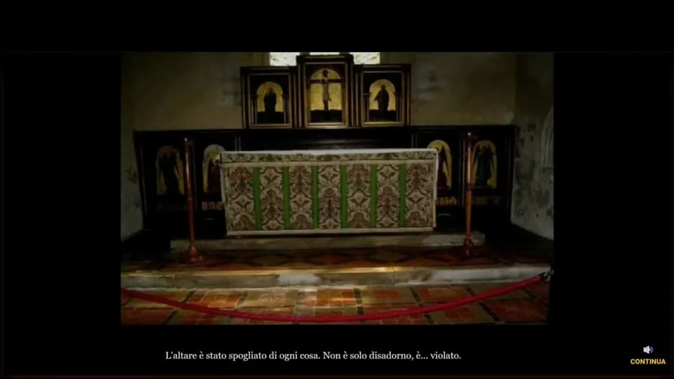 L'altare della chiesa, «violato»
